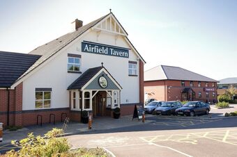 Hotel Premier Inn Yeovil Airfield