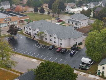Plymouth Suites Hotel