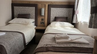 Project Binka - Luxury Caravan / Lodge 2 Bedrooms