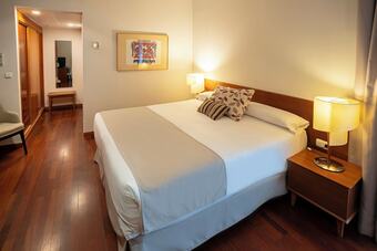 Hotel 4* Puente De Alcon�tar