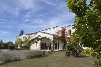 Hotel Le Renaissance