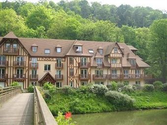 Le Manoir Des Deux Amants