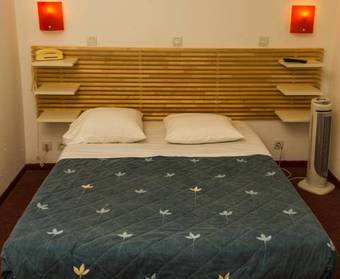 Hotel H�tel Les Italiens