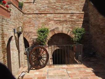 Hotel Albergo Diffuso Borgo Montemaggiore