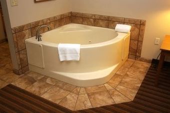 Hotel Holiday Inn Express & Suites Donegal