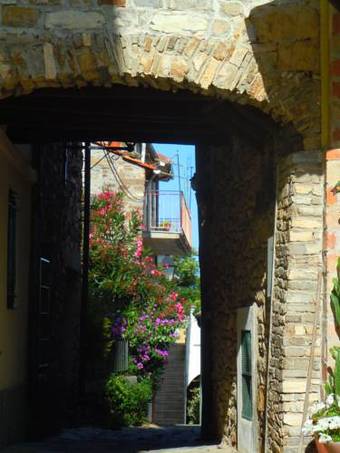 Apartamento Mittelalterliches Ferienhaus In Ligurien