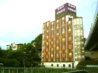 Hotel New California