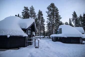 Northern Lights Village Pyh�