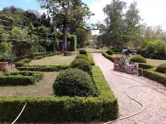 Hostal Guesthouse Logis Du Ranquinet