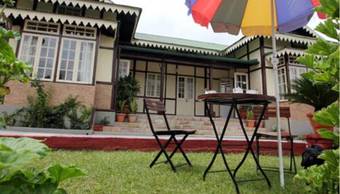 Cafe Shillong Bed & Breakfast