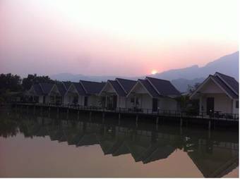 Hotel Ban Naam Resort