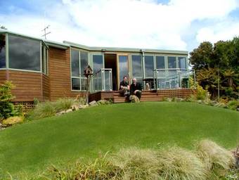 Bed & Breakfast Sails Ashore Lodge