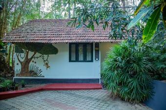 Hotel Orchid Trails Resort