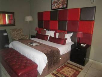 2ten Hotel