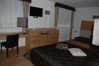 Hotel Sporting Ravelli