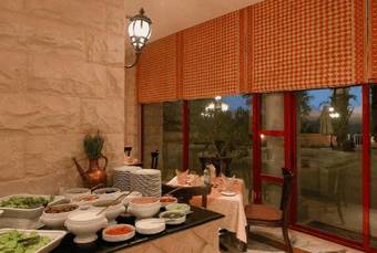 M�venpick Nabatean Castle Hotel