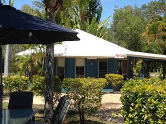 Boyne Island Motel And Villas