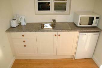 Field Cottage Bed And Breakfast