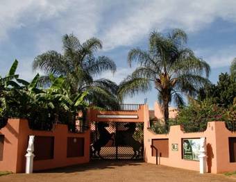Bed & Breakfast El Gran Chaparral Guest House