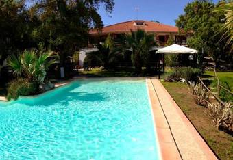 Hostal Residence Oasis