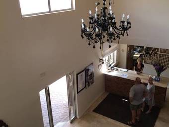 Bed & Breakfast 305 Guest House