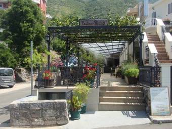 Hostal Guest House Przno Bay