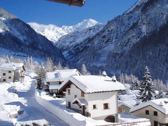 Hostal Residence Larice Bianco