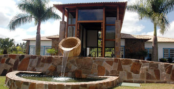 Lake Villas Charm Hotel