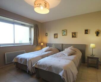 Les Champs Du Douits