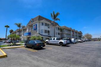 Motel 6 Buena Park - Knotts Berry Farm/disneyland