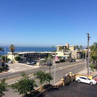 Hotel Seaside Laguna Inn & Suites