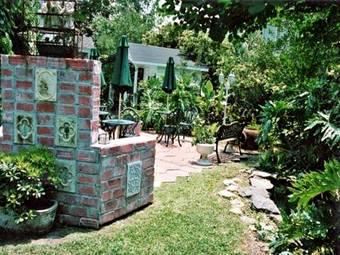 Bed & Breakfast Ducote-williams House