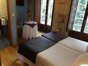 Hostal Pr Badalada