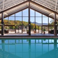 Hotel Blue Ridge Village - Banner Elk