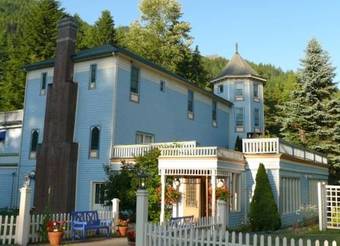 Posada Alexander's Country Inn At Mount Rainier