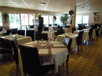 Hotel Logis Bagatelle