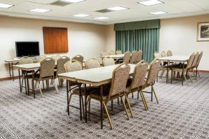 Hotel Comfort Inn Near Six Flags St. Louis