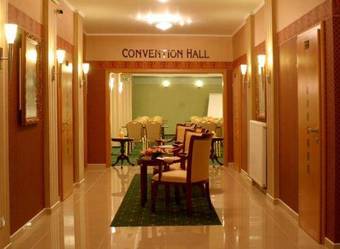 Hotel Tommy Congress & Relax Center