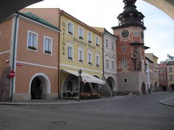 Mestsk� Hotel Dorinka