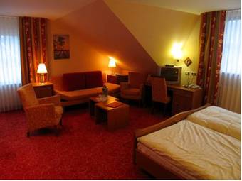Hotel Zwei Linden (links Der Elbe)