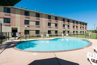 Hotel Quality Inn & Suites