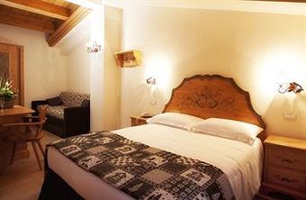 Hotel Garn� Astoria