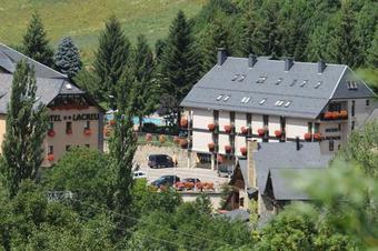 Hotel Petit Lacreu