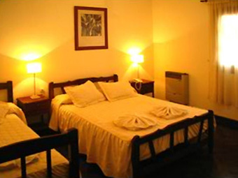 Hotel Hostal Colonial Serrano