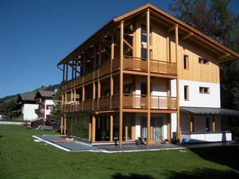 Garni - Hotel Am Burghuegel