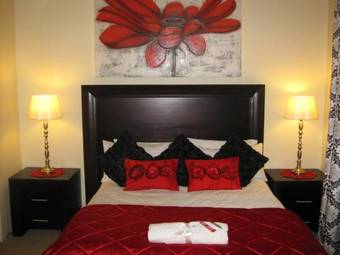 Hostal La Barune Guest House