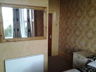 Hostal Eryl Mor Hotel