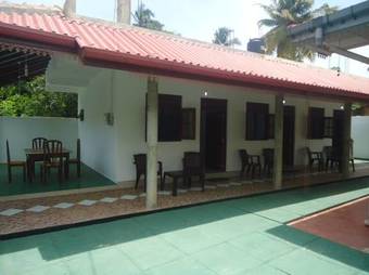 Hostal Mirissa Golden Resort