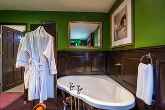 Hotel Who'd A Thought It