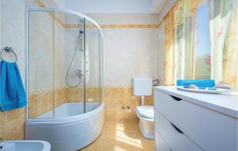 Apartment Krsan 29 With Outdoor Swimmingpool